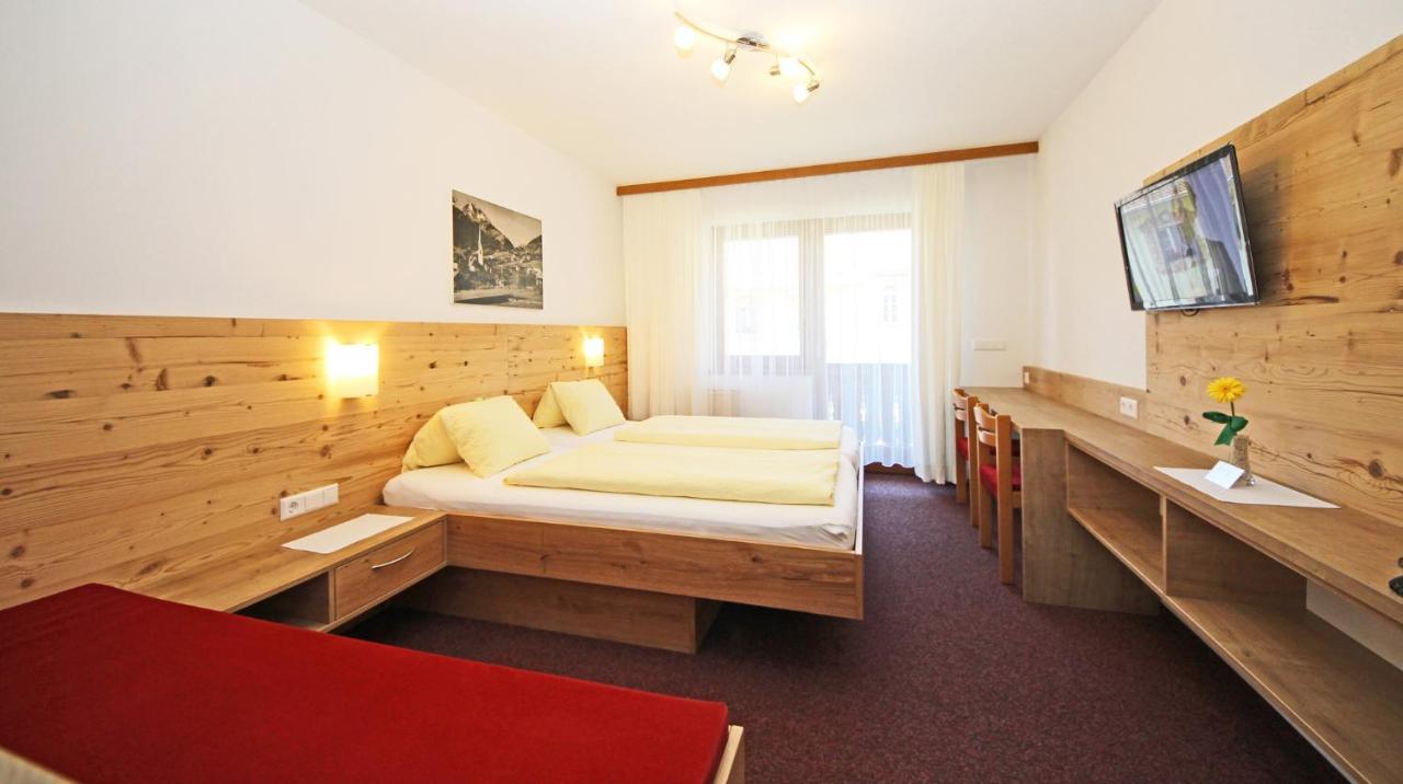 Gasthof Pension Rose Virgen Exterior foto